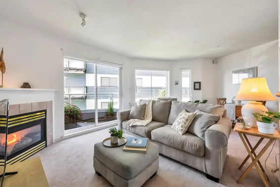 206 245 St. Davids Avenue, North Vancouver For Sale - image 2