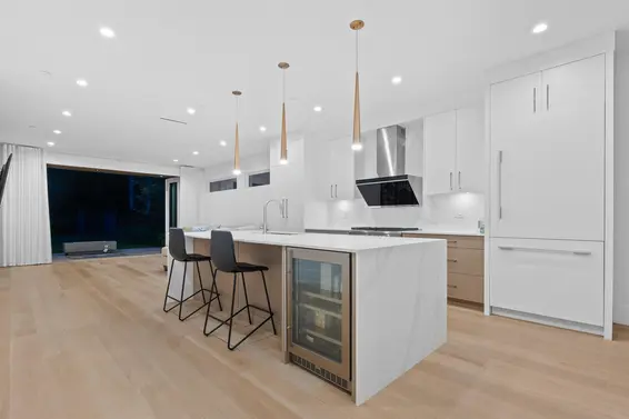 9 Glenmore Drive, West Vancouver