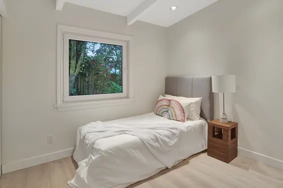 4692 Glenwood Avenue, North Vancouver For Sale - image 33