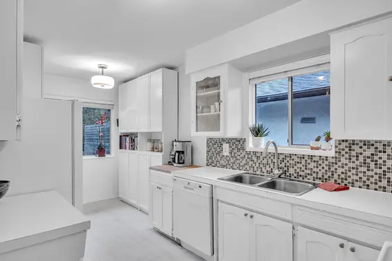 3296 Institute Road, North Vancouver For Sale - image 2