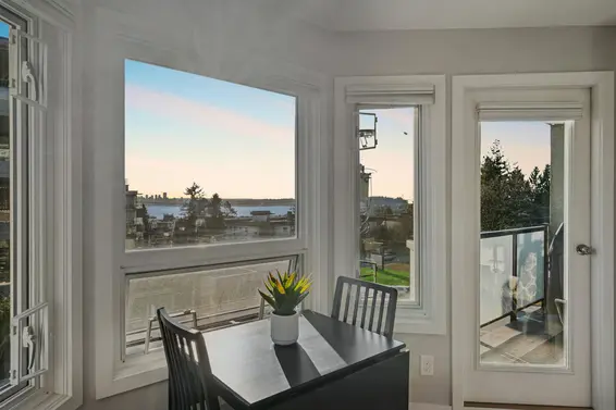 305 175 West 4th Street, North Vancouver