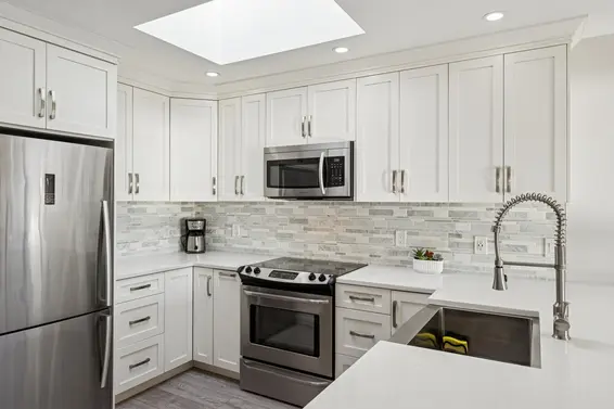 305 175 West 4th Street, North Vancouver For Sale - image 10