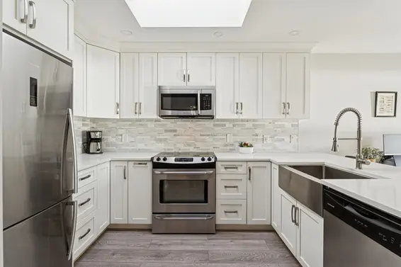 305 175 West 4th Street, North Vancouver For Sale - image 11