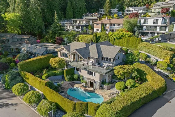 5168 Redonda Drive, North Vancouver