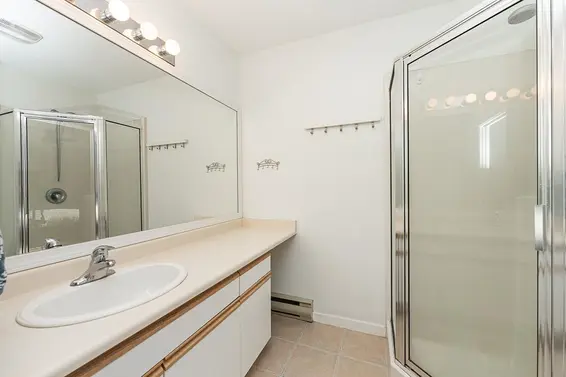 10 901 West 17th Street, North Vancouver For Sale - image 19