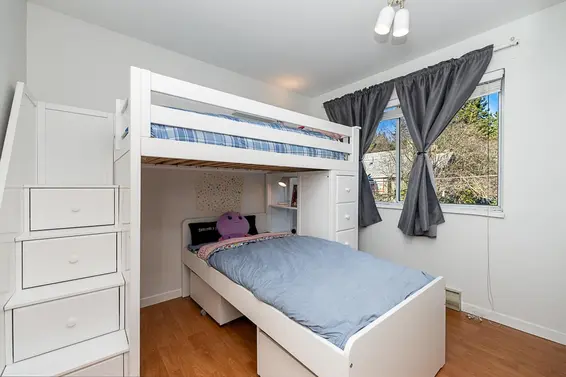 10 901 West 17th Street, North Vancouver For Sale - image 22