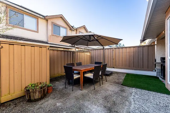 10 901 West 17th Street, North Vancouver For Sale - image 4