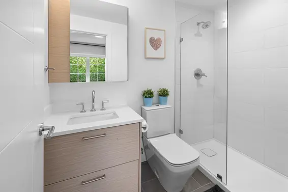 6 1133 Ridgewood Drive, North Vancouver For Sale - image 12