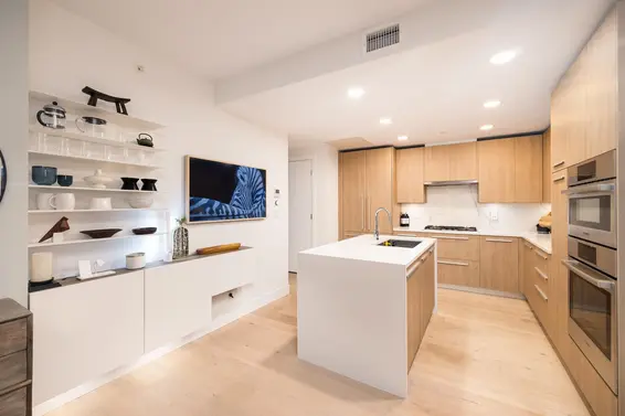 205 2780 Valley Centre Avenue, North Vancouver For Sale - image 14