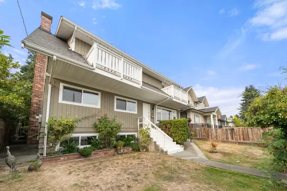 462 East 4th Street, North Vancouver For Sale - image 1