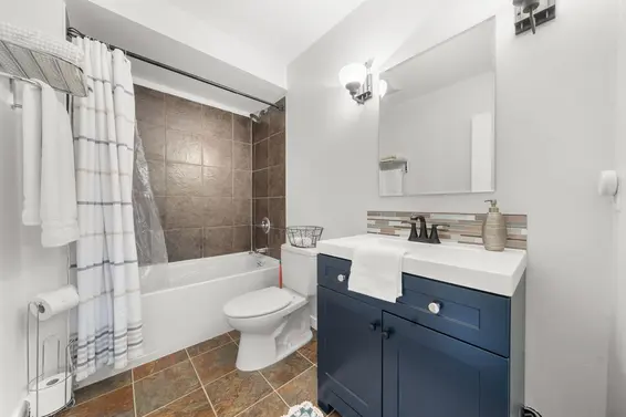 462 East 4th Street, North Vancouver For Sale - image 12