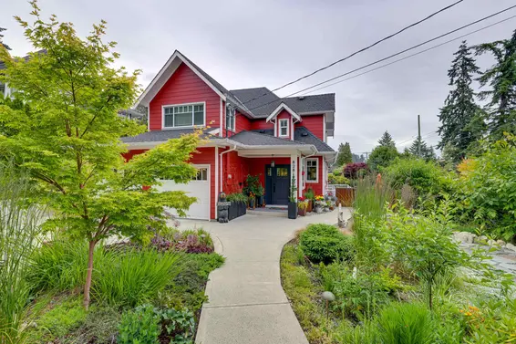828 17th Street, West Vancouver
