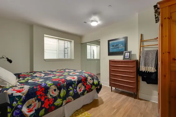 828 17th Street, West Vancouver For Sale - image 28