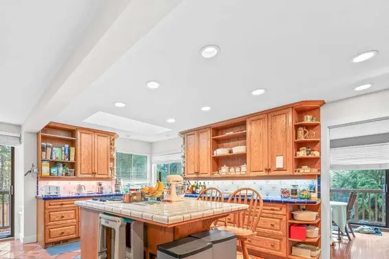 5600 Grousewoods Place, North Vancouver For Sale - image 8