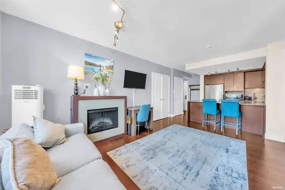1301 158 West 13 Street, North Vancouver For Sale - image 12