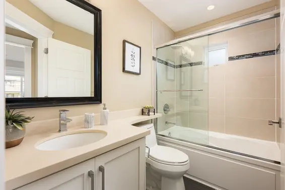 320 East Keith Road, North Vancouver For Sale - image 31