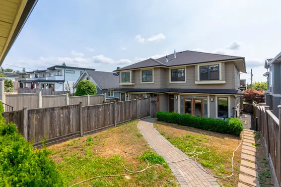 320 East Keith Road, North Vancouver For Sale - image 35