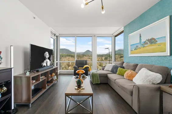 2202 1550 Fern Street, North Vancouver For Sale - image 3