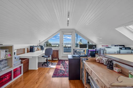 255 West 6th Street, North Vancouver For Sale - image 27