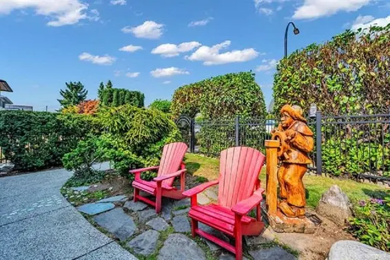 255 West 6th Street, North Vancouver For Sale - image 32