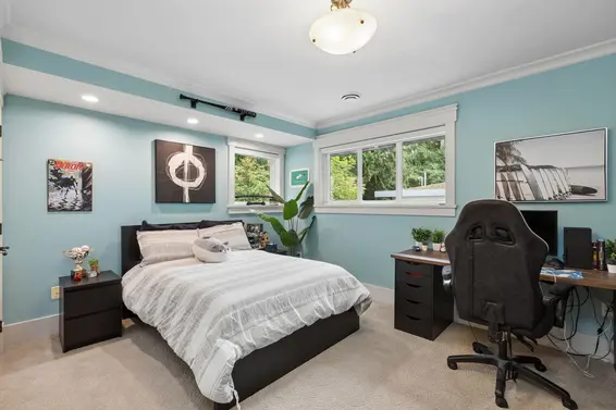 4176 Virginia Crescent, North Vancouver For Sale - image 21
