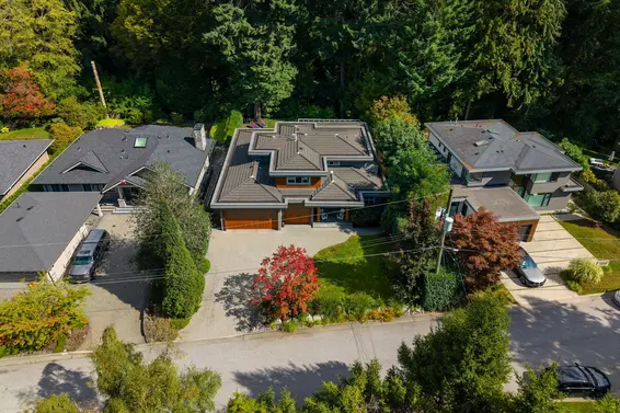 4176 Virginia Crescent, North Vancouver For Sale - image 39