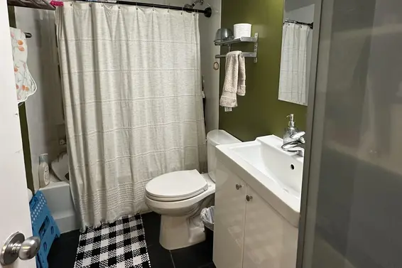 213 123 East 19th Street, North Vancouver For Sale - image 26