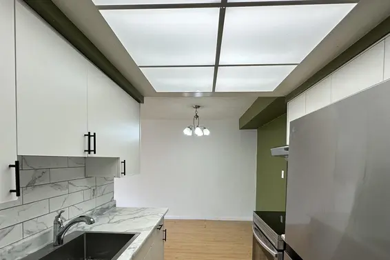 213 123 East 19th Street, North Vancouver For Sale - image 3