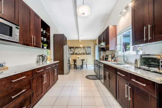 2120 28th Street, West Vancouver For Sale - image 7