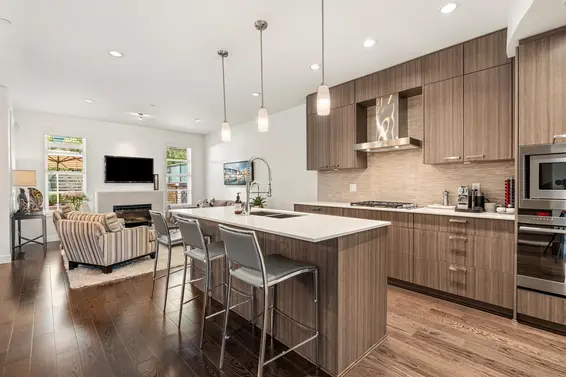 631 14th Street, West Vancouver For Sale - image 3