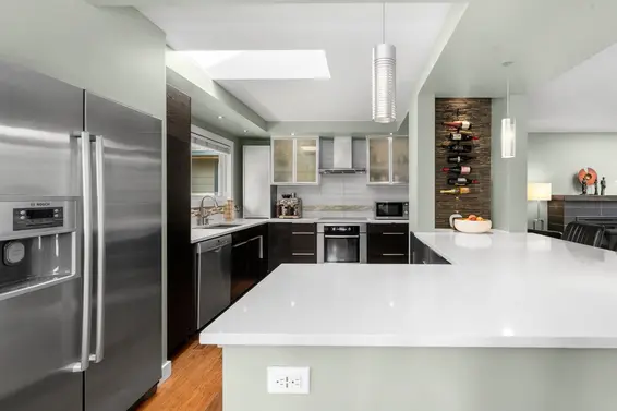 4515 Meadowbank Close, North Vancouver For Sale - image 11