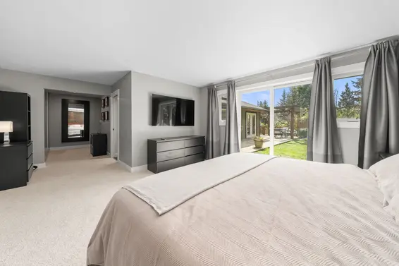 4515 Meadowbank Close, North Vancouver For Sale - image 15