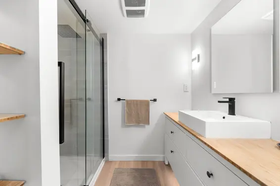 4515 Meadowbank Close, North Vancouver For Sale - image 24