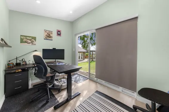 4515 Meadowbank Close, North Vancouver For Sale - image 30