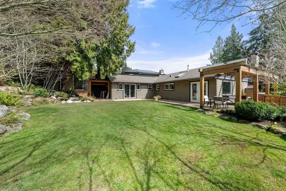 4515 Meadowbank Close, North Vancouver For Sale - image 35