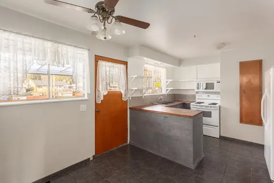 342 East 18th Street, North Vancouver For Sale - image 13