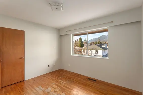 342 East 18th Street, North Vancouver For Sale - image 18