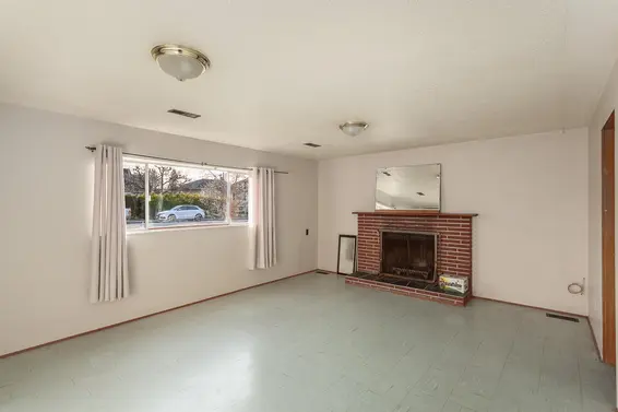 342 East 18th Street, North Vancouver For Sale - image 19