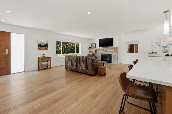 2708 Byron Road, North Vancouver For Sale - image 13