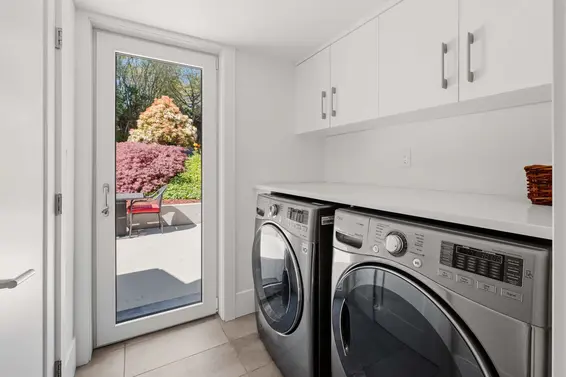 2708 Byron Road, North Vancouver For Sale - image 16