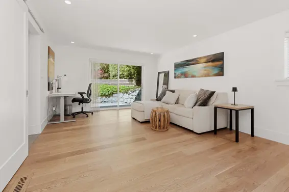 2708 Byron Road, North Vancouver For Sale - image 17