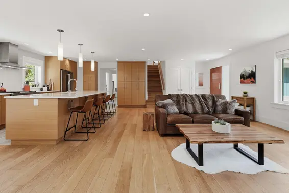 2708 Byron Road, North Vancouver For Sale - image 4