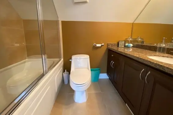 7 215 East 4 Street, North Vancouver For Sale - image 16