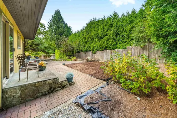 865 Margaree Place, West Vancouver For Sale - image 32