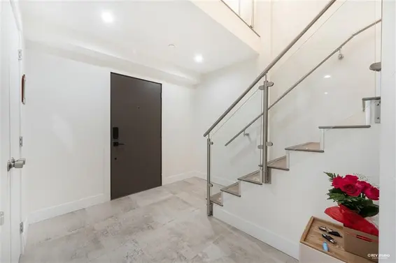 510 25th  West Street, North Vancouver For Sale - image 25