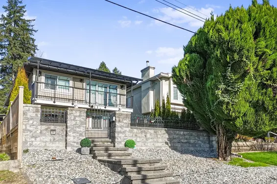 510 25th  West Street, North Vancouver For Sale - image 4