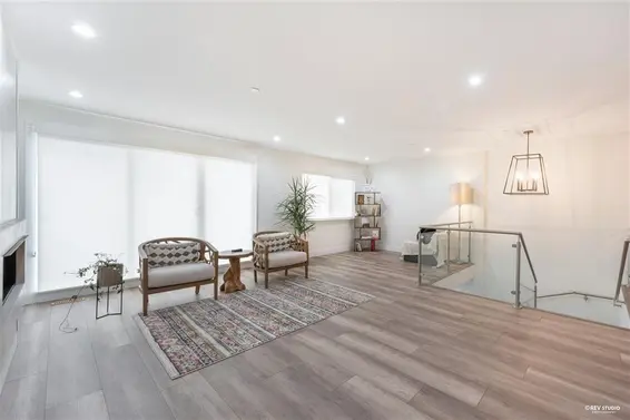 510 25th  West Street, North Vancouver For Sale - image 9