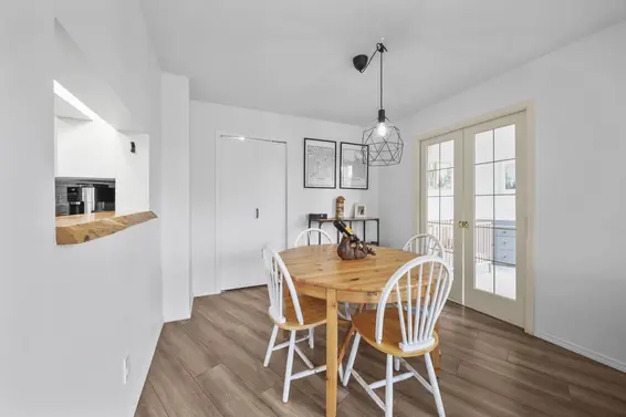 803 995 Roche Point Drive, North Vancouver For Sale - image 15