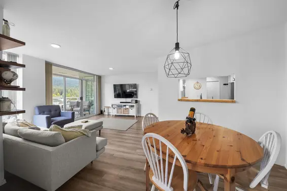 803 995 Roche Point Drive, North Vancouver For Sale - image 17