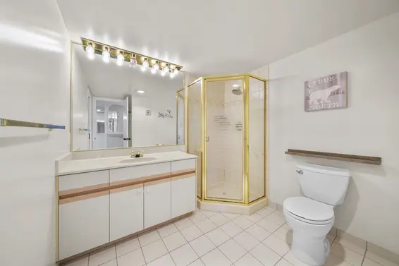 803 995 Roche Point Drive, North Vancouver For Sale - image 33